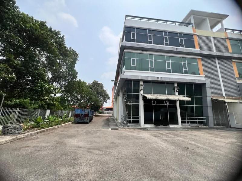 Semi-D Factory for Rent in Shah Alam (Selangor) - Jovee Chow - Exterior - PropertyGuru.com.my