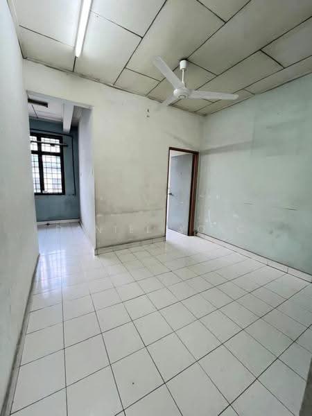 2-storey Terraced House for Sale in Taman Sri Bahagia (Tampoi) - Daniel Yong - Interior - PropertyGuru.com.my