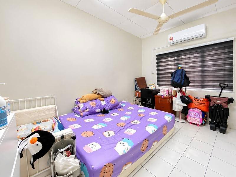 Bungalow House for Sale in Seri Kembangan (Selangor) - Fikri Yasmin - Bedroom - PropertyGuru.com.my