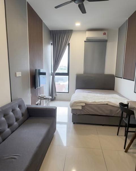 Kediaman Servis untuk Disewa di Residential Suites @ HighPark - Marcus Tee - Living Room - PropertyGuru.com.my