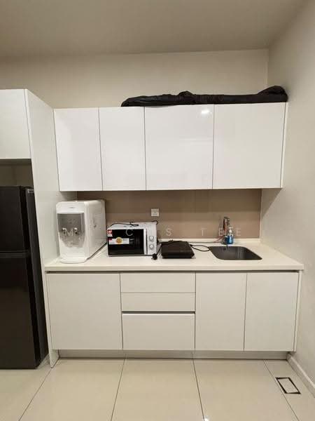 Service Residence for Rent at Residential Suites @ HighPark - Marcus Tee - Kitchen - PropertyGuru.com.my