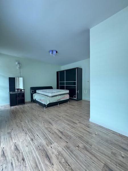 Semi-Detached House for Sale in Taman Bukit Sepangar (Kota Kinabalu) - Ching Hui Wong - Bedroom - PropertyGuru.com.my