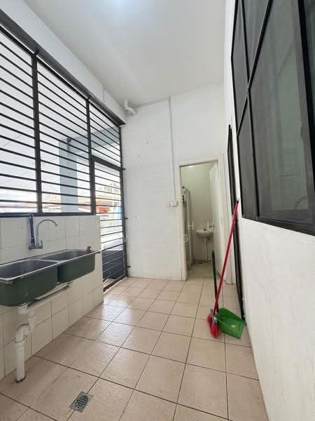 Semi-Detached House for Sale in Taman Bukit Sepangar (Kota Kinabalu) - Ching Hui Wong - Interior - PropertyGuru.com.my