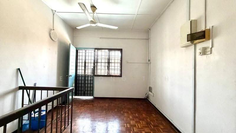 Semi-Detached House for Sale in Taman Daya (Johor Bahru) - Ee Fong Toh - PropertyGuru.com.my
