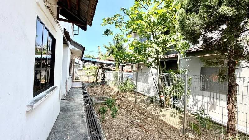 Semi-Detached House for Sale in Taman Daya (Johor Bahru) - Ee Fong Toh - PropertyGuru.com.my