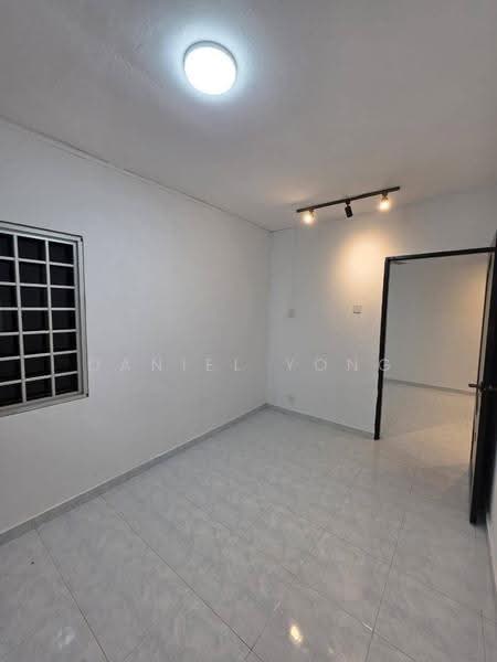 Rumah Flat untuk Dijual di Flat Tasek 64 - Daniel Yong - Interior - PropertyGuru.com.my