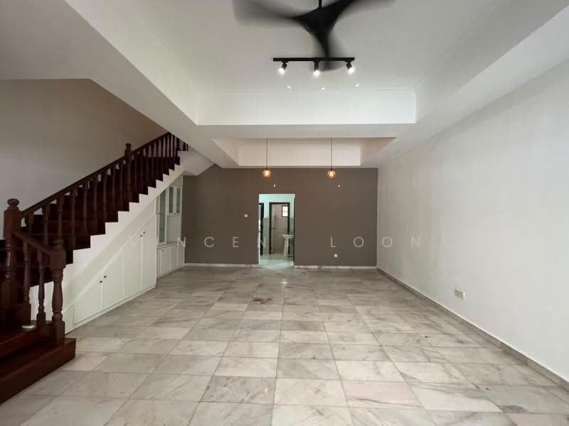 Rumah Teres untuk Disewa di Desa Sri Hartamas (Sri Hartamas) - Vincent Loon - Living Room - PropertyGuru.com.my