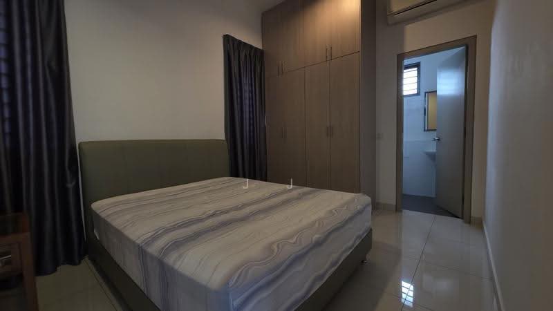 Rumah Berkembar untuk Dijual di Telok Panglima Garang (Selangor) - J J - PropertyGuru.com.my