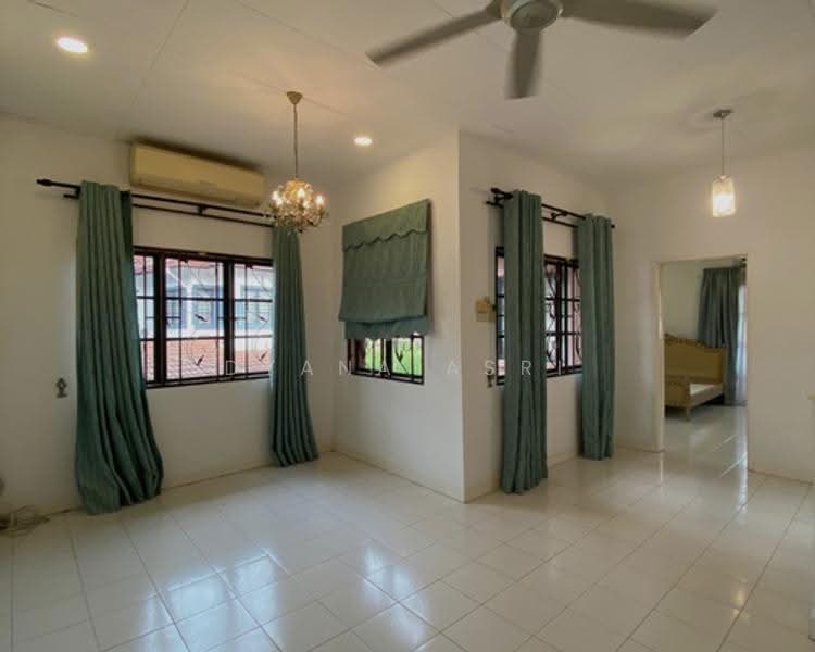 2-storey Terraced House for Rent in Bukit Jelutong (Shah Alam) - Dyana Asri - Living Room - PropertyGuru.com.my