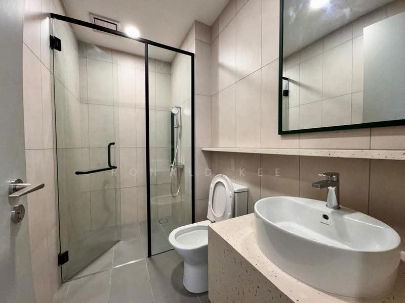 Kediaman Servis untuk Disewa di The Meg Serviced Residence - Ronald Kee - Bathroom - PropertyGuru.com.my