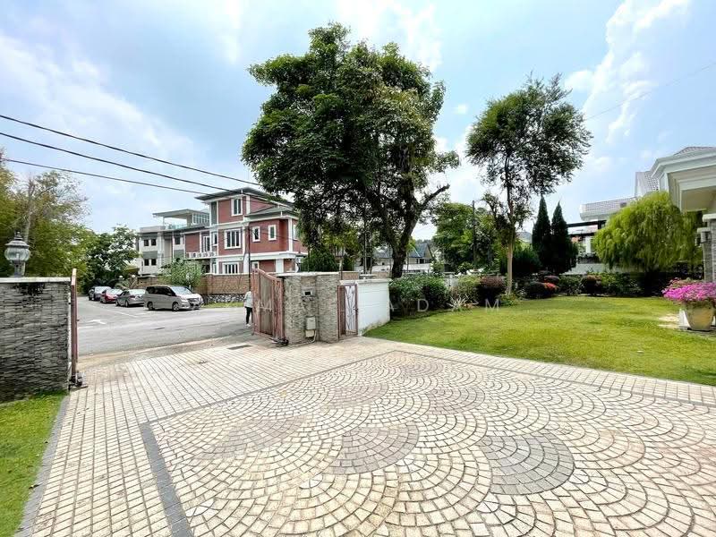 Bungalow House for Sale in SS19 (Subang Jaya) - Akmal Adam - Exterior - PropertyGuru.com.my