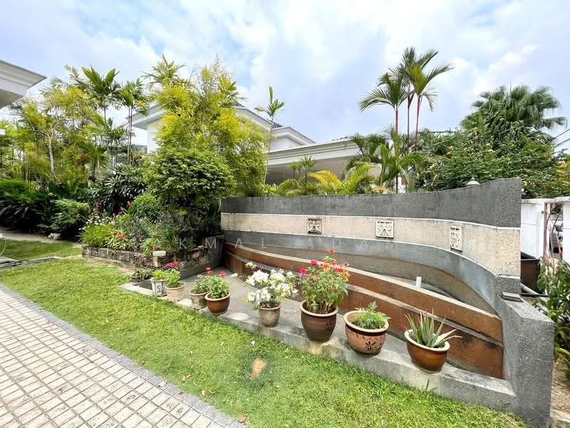 Bungalow House for Sale in SS19 (Subang Jaya) - Akmal Adam - Exterior - PropertyGuru.com.my