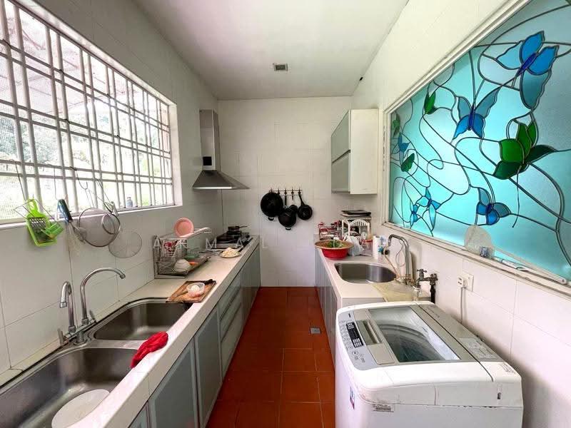 Bungalow House for Sale in SS19 (Subang Jaya) - Akmal Adam - Kitchen - PropertyGuru.com.my