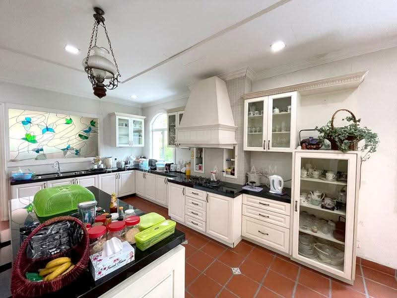 Bungalow House for Sale in SS19 (Subang Jaya) - Akmal Adam - Kitchen - PropertyGuru.com.my
