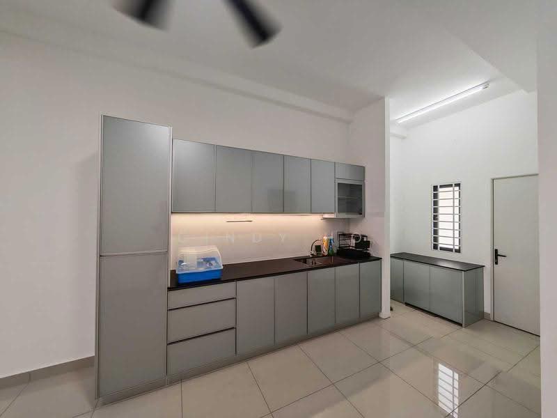 Rumah Teres 2-Tingkat untuk Disewa di Cyberjaya (Selangor) - Cindy Ho - Kitchen - PropertyGuru.com.my