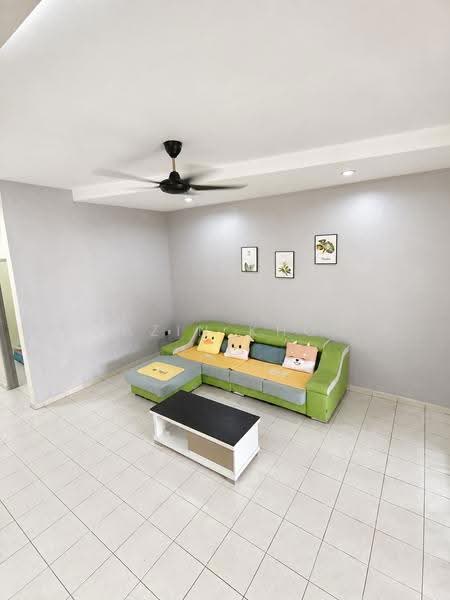 Rumah Teres 2-Tingkat untuk Disewa di Bandar Seri Botani (Ipoh) - Qazin Khoo - Living Room - PropertyGuru.com.my