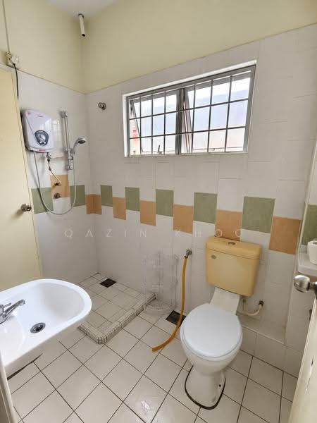 Rumah Teres 2-Tingkat untuk Disewa di Bandar Seri Botani (Ipoh) - Qazin Khoo - Bathroom - PropertyGuru.com.my