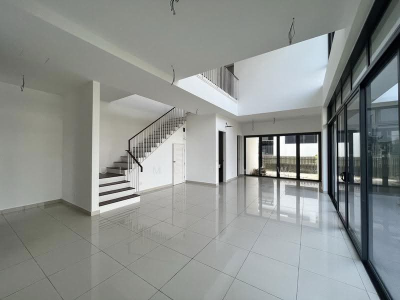 Semi-Detached House for Sale in Setia Alam (Selangor) - Clement Yew - Living Room - PropertyGuru.com.my