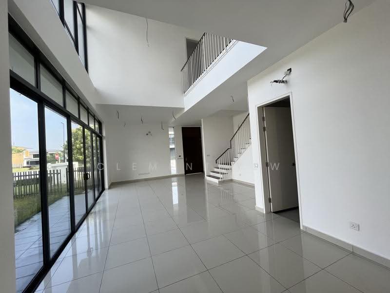 Semi-Detached House for Sale in Setia Alam (Selangor) - Clement Yew - Living Room - PropertyGuru.com.my