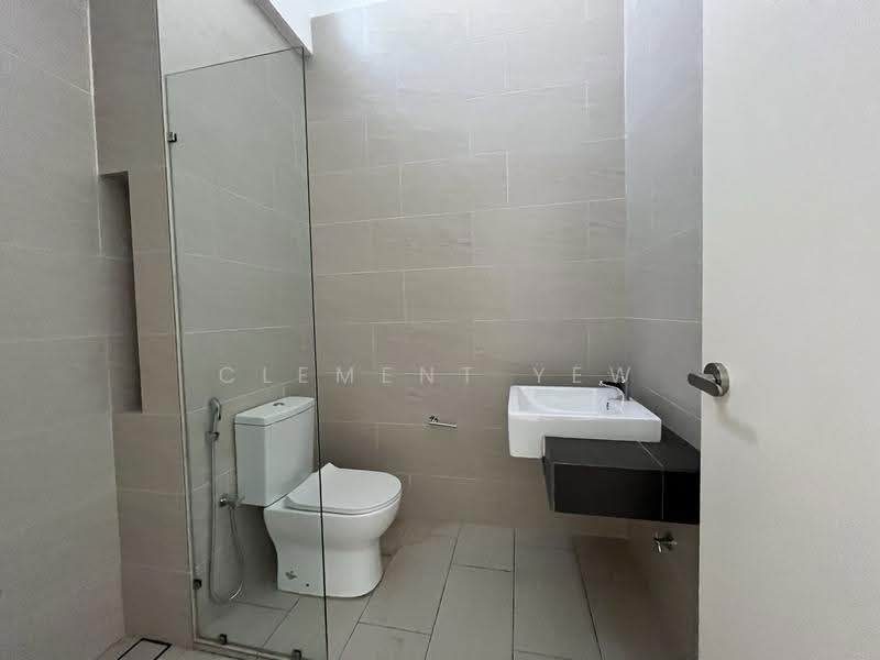 Semi-Detached House for Sale in Setia Alam (Selangor) - Clement Yew - Bathroom - PropertyGuru.com.my