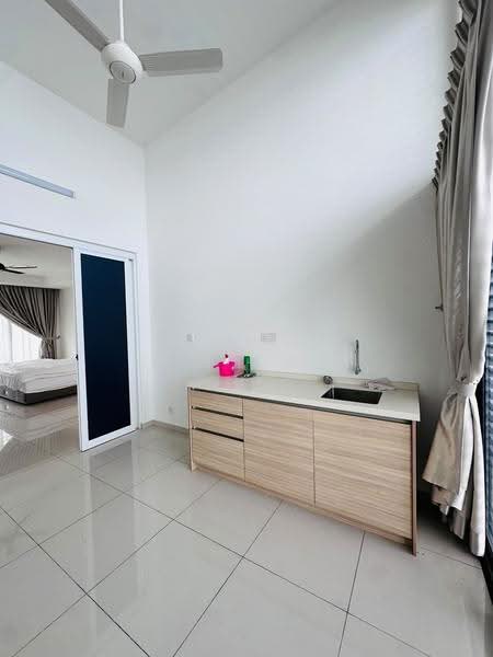 3-storey Terraced House for Rent in Lake Fields (Sungai Besi) - L.T Tan - Bedroom - PropertyGuru.com.my
