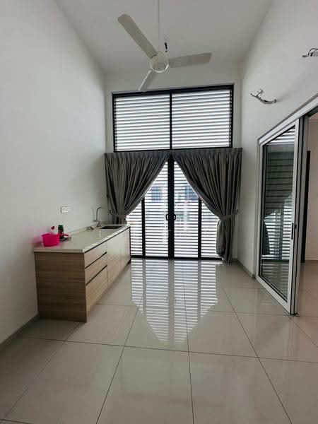 3-storey Terraced House for Rent in Lake Fields (Sungai Besi) - L.T Tan - Interior - PropertyGuru.com.my