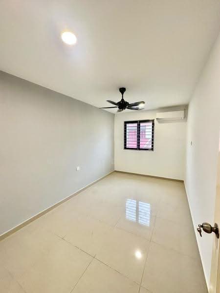 2-storey Terraced House for Sale in Taman Bukit Kempas (Tampoi) - Melinda Ee - Interior - PropertyGuru.com.my