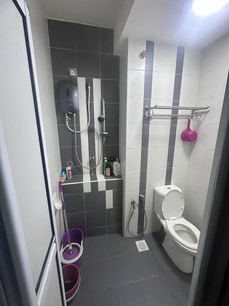 Kediaman Servis untuk Dijual di D'Ambience Residences (Pangsapuri Ikatan Flora) - Coco Feng Lily - PropertyGuru.com.my