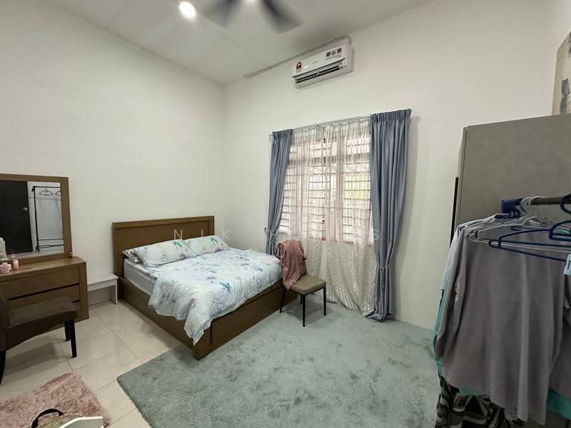 Cluster House for Rent in Telok Panglima Garang (Selangor) - Nik Hanis Naquira - Bedroom - PropertyGuru.com.my