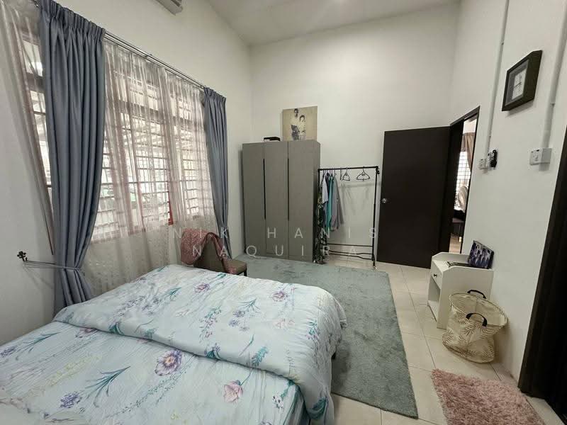Cluster House for Rent in Telok Panglima Garang (Selangor) - Nik Hanis Naquira - Bedroom - PropertyGuru.com.my