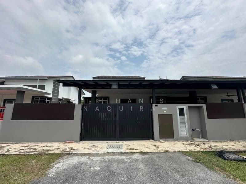 Cluster House for Rent in Telok Panglima Garang (Selangor) - Nik Hanis Naquira - Exterior - PropertyGuru.com.my