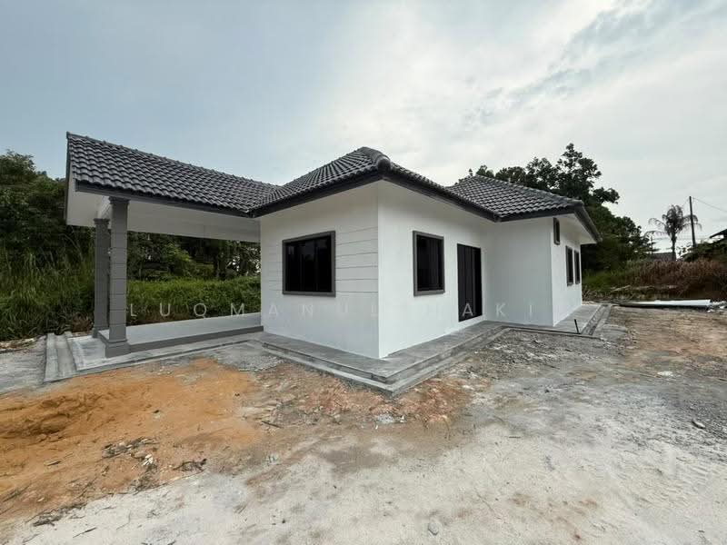 Rumah Banglo untuk Dijual di Bandar Baru Ibrahim Majid (Simpang Renggam) - Luqmanul Hakim - Exterior - PropertyGuru.com.my