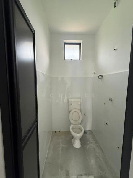 Bungalow House for Sale in Simpang Renggam (Johor) - Luqmanul Hakim - Bathroom - PropertyGuru.com.my
