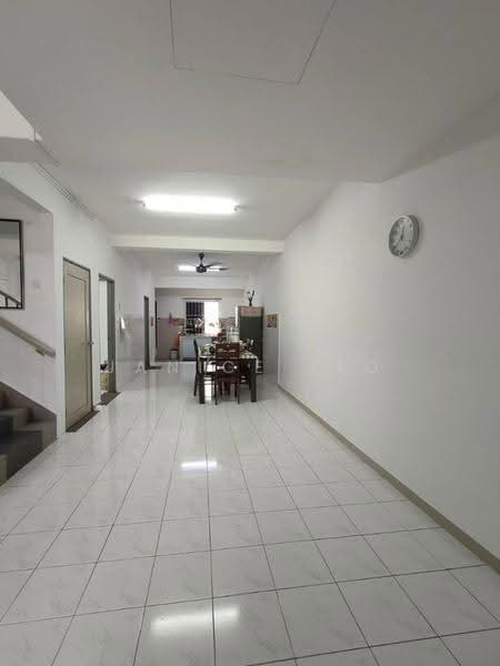 2-storey Terraced House for Sale in Taman Daya (Johor Bahru) - Janice Teo - Corridor - PropertyGuru.com.my