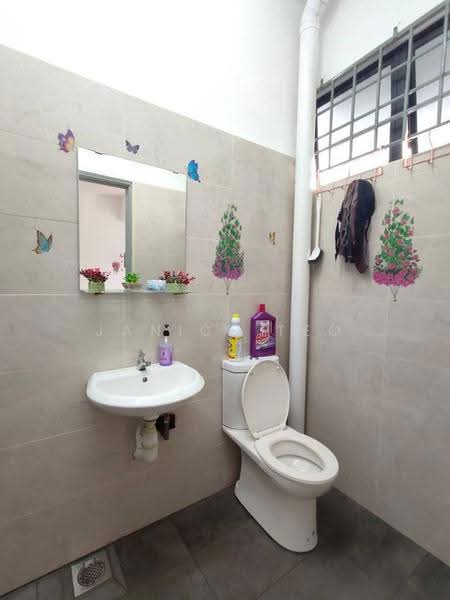 2-storey Terraced House for Sale in Taman Daya (Johor Bahru) - Janice Teo - Bathroom - PropertyGuru.com.my