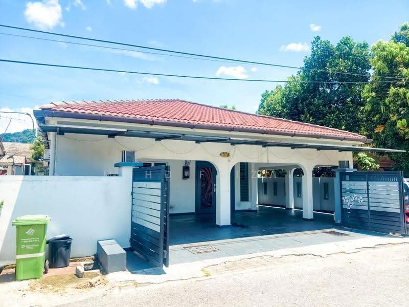 Rumah Banglo untuk Dijual di Batu Caves (Kuala Lumpur) - Mohd Faizal - Exterior - PropertyGuru.com.my