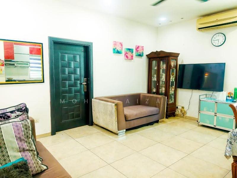 Rumah Banglo untuk Dijual di Batu Caves (Kuala Lumpur) - Mohd Faizal - Living Room - PropertyGuru.com.my