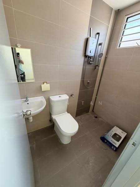 2-storey Terraced House for Sale in Lakeside Residences (Puchong) - Kevin Tan - Bathroom - PropertyGuru.com.my