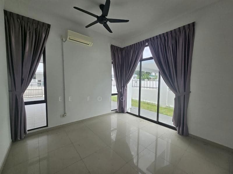 Cluster House for Sale in Kota Masai (Pasir Gudang) - Ee Fong Toh - Living Room - PropertyGuru.com.my