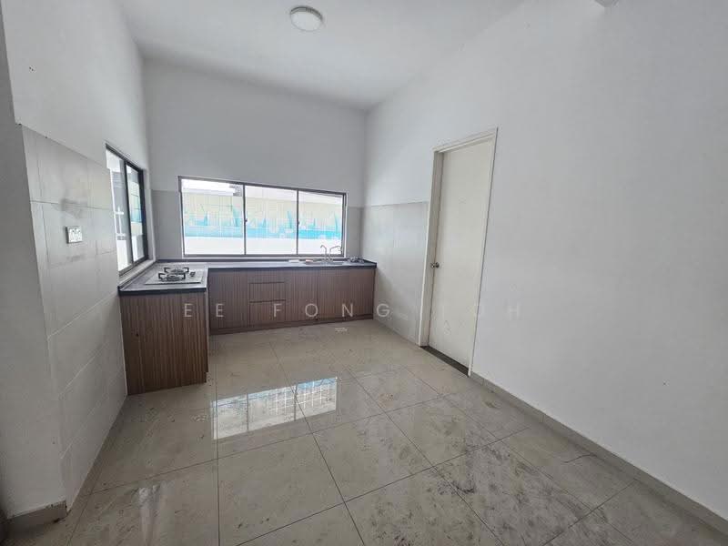 Cluster House for Sale in Kota Masai (Pasir Gudang) - Ee Fong Toh - Kitchen - PropertyGuru.com.my
