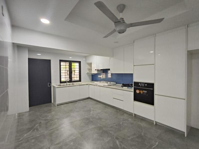 Rumah Banglo untuk Disewa di Bangsar (Kuala Lumpur) - Desmond Low - Kitchen - PropertyGuru.com.my