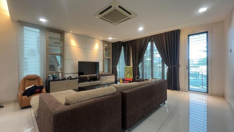 Semi-Detached House for Sale in Prima Saujana (Kajang) - Dlynie Ooi - Living Room - PropertyGuru.com.my