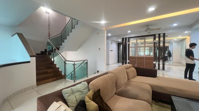 Semi-Detached House for Sale in Prima Saujana (Kajang) - Dlynie Ooi - Living Room - PropertyGuru.com.my