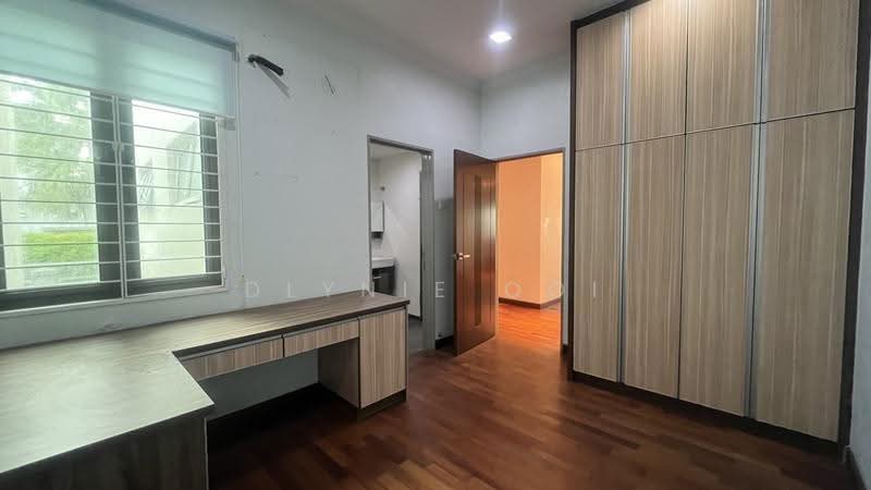 Semi-Detached House for Sale in Prima Saujana (Kajang) - Dlynie Ooi - Bedroom - PropertyGuru.com.my
