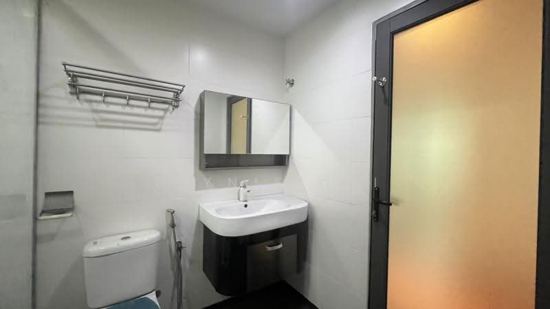 Semi-Detached House for Sale in Prima Saujana (Kajang) - Dlynie Ooi - Bathroom - PropertyGuru.com.my