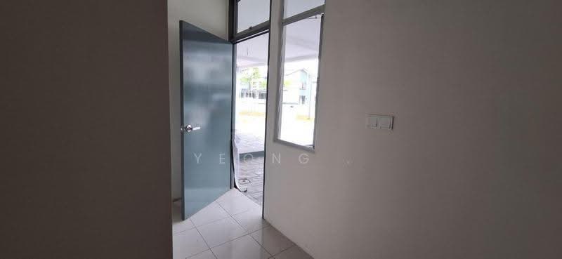Townhouse for Rent in Dengkil (Selangor) - Yeong . - Entrance - PropertyGuru.com.my
