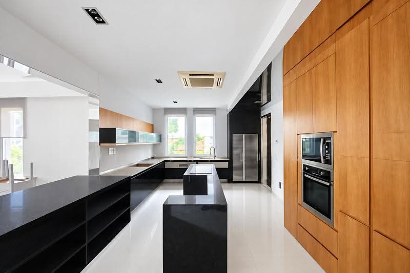 Bungalow House for Sale in Shah Alam (Selangor) - Vincent Liaw - Kitchen - PropertyGuru.com.my