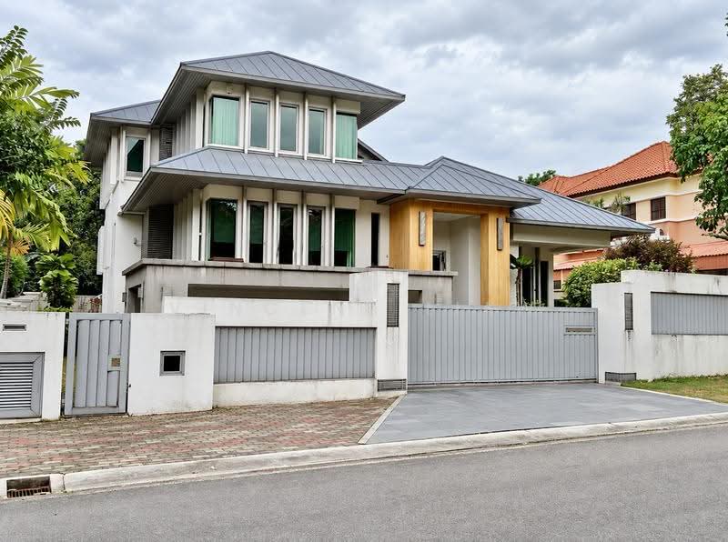 Bungalow House for Sale in Shah Alam (Selangor) - Vincent Liaw - Exterior - PropertyGuru.com.my