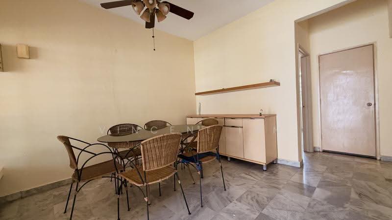 2-storey Terraced House for Sale in Bandar Sri Damansara (Selangor) - Vincent Tan - Dining Room - PropertyGuru.com.my