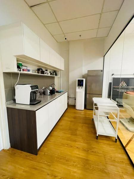Office for Rent in Cyberjaya (Selangor) - Tee Bee Yong - Kitchen - PropertyGuru.com.my